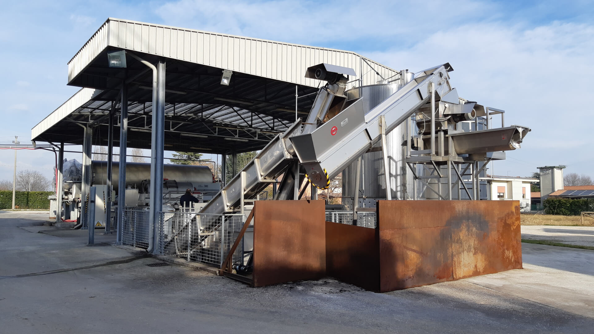 Diraspapigiatrice per lavorazione uva